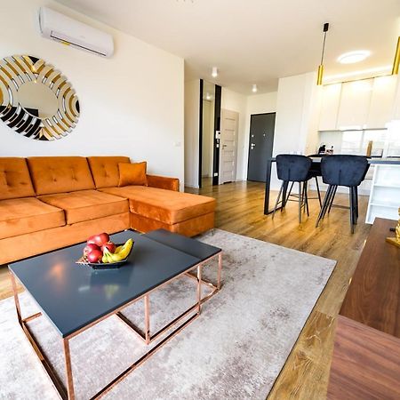 About Art Apartments Вроцлав Экстерьер фото