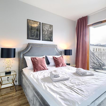 About Art Apartments Вроцлав Экстерьер фото