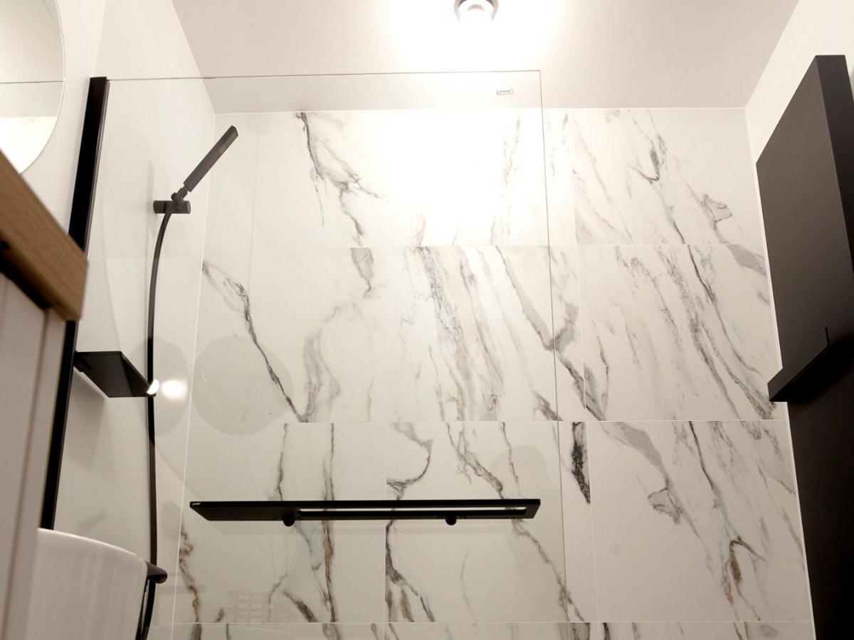 About Art Apartments Вроцлав Экстерьер фото