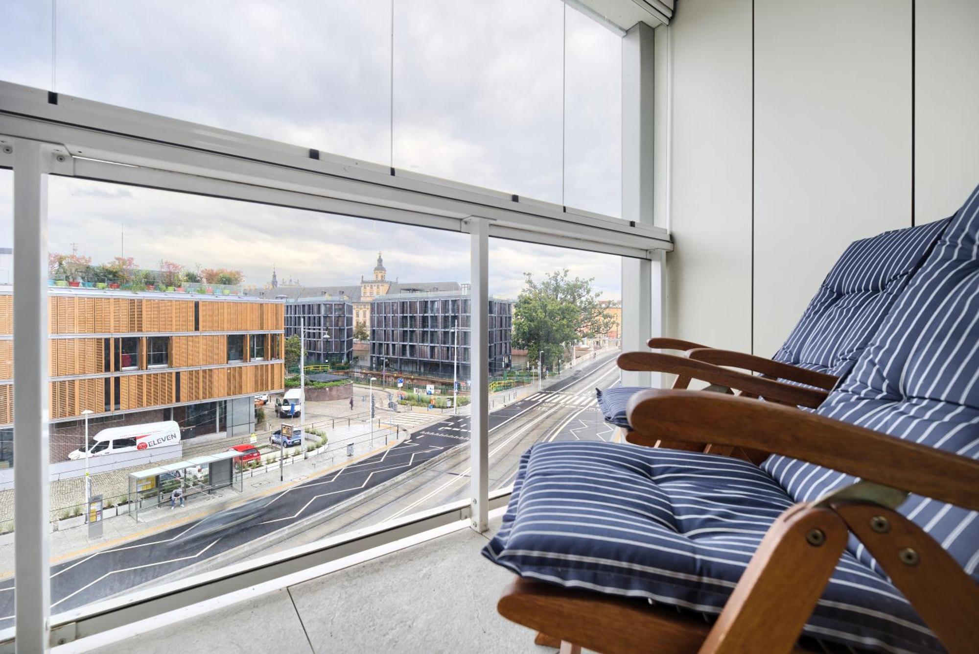 About Art Apartments Вроцлав Экстерьер фото
