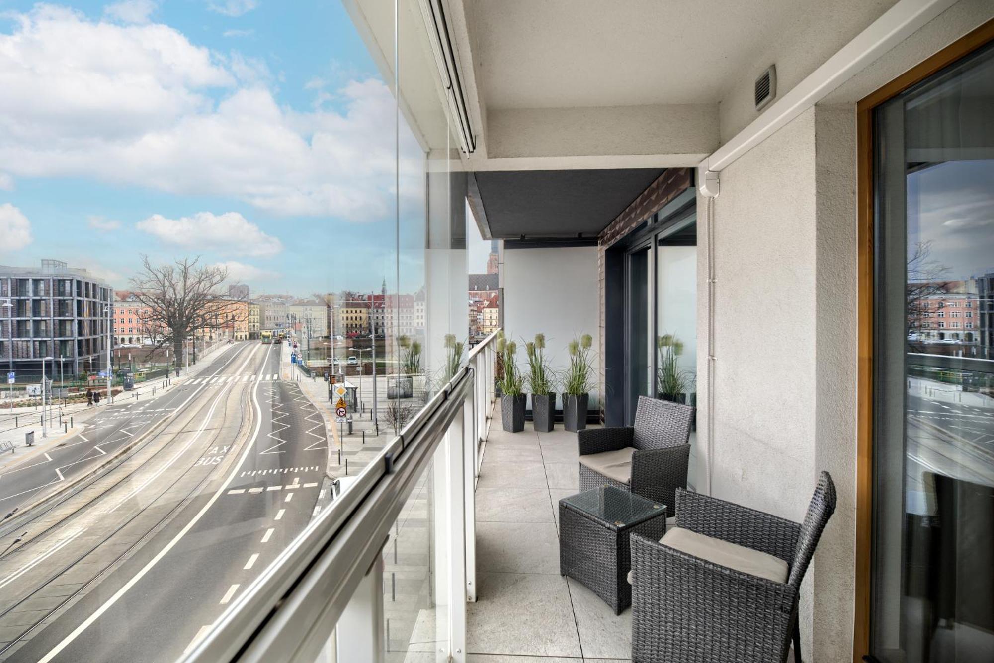 About Art Apartments Вроцлав Экстерьер фото