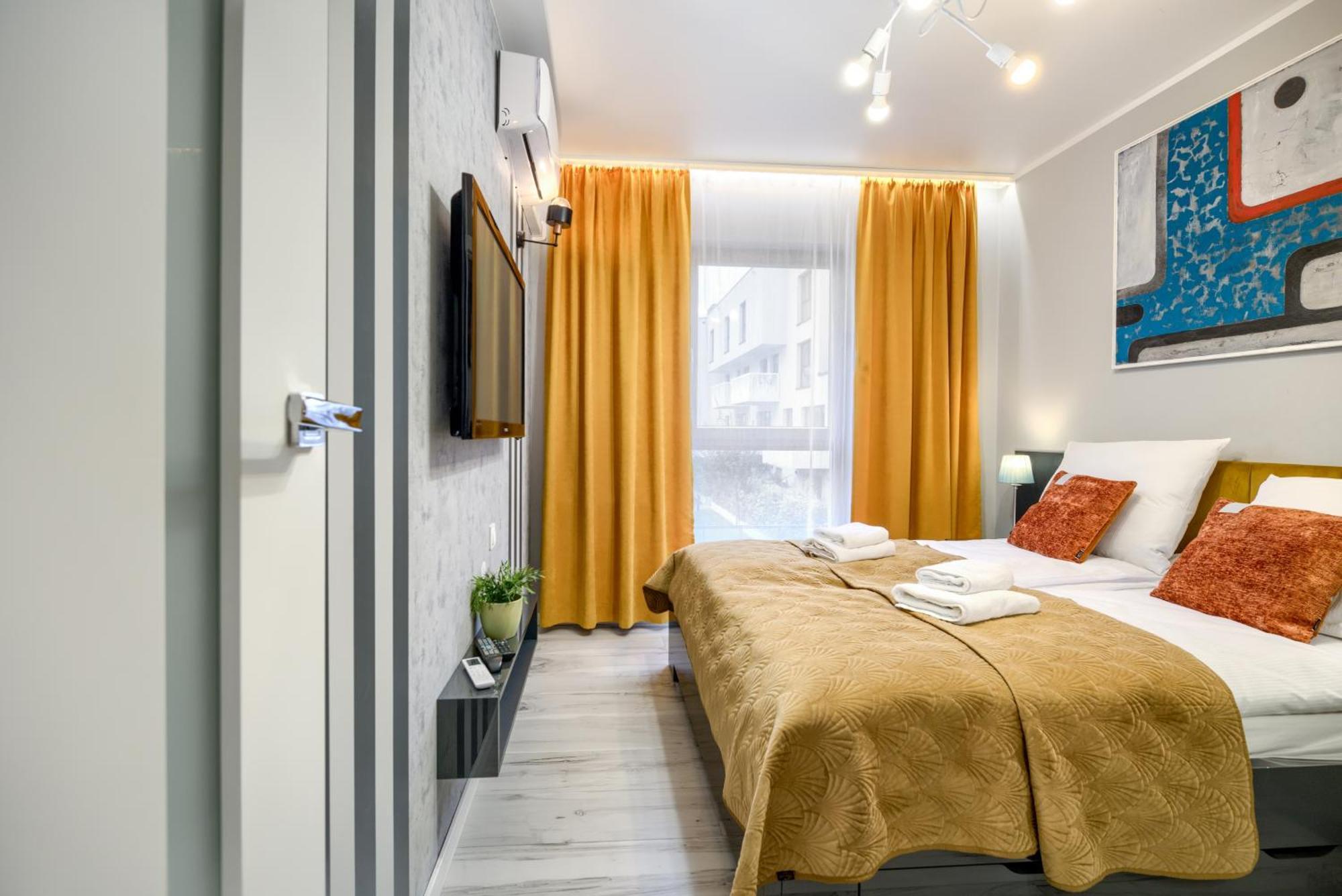 About Art Apartments Вроцлав Экстерьер фото